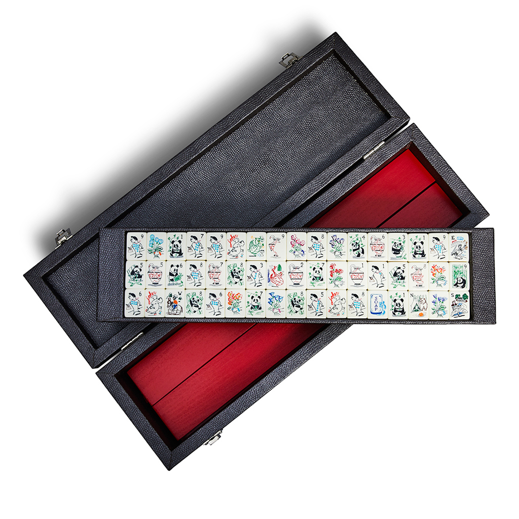 Trach/Bach Mahjong Set  Crisloid Luxury Board Games